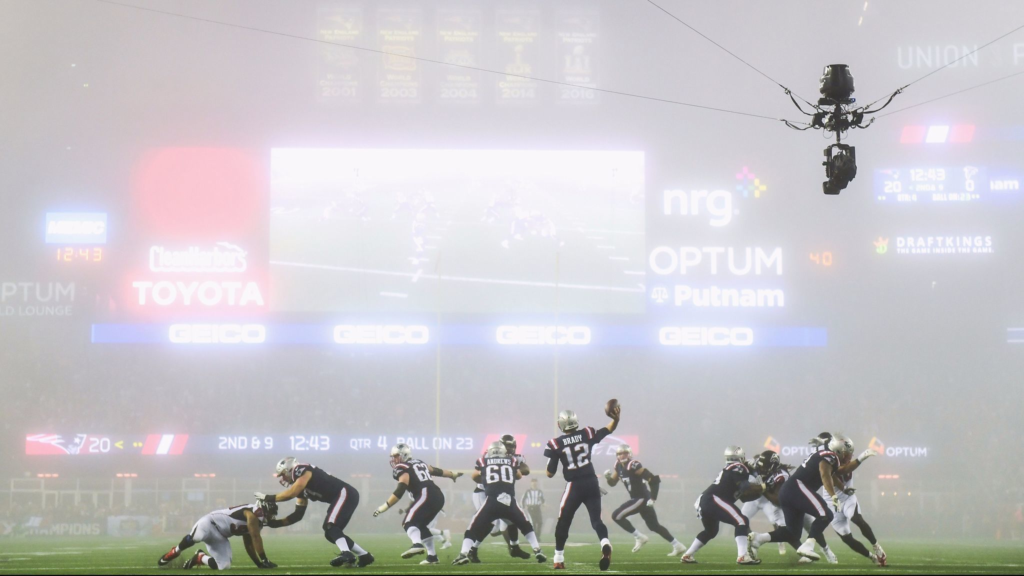 Fog-gate was is full effect on Sunday Night Football (Billie Weiss/Getty Images)