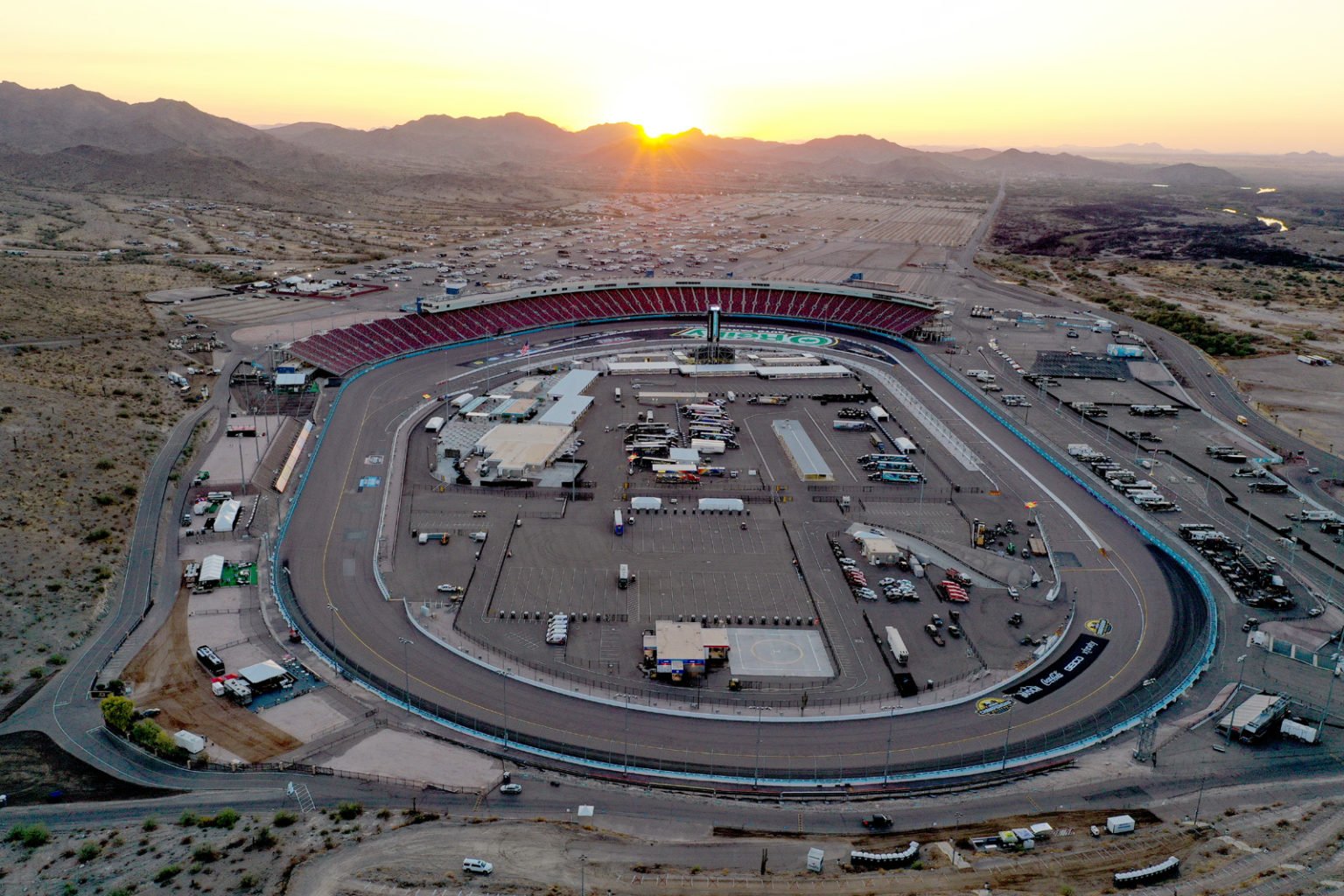 Phoenix Raceway Overview, Stats and Schedule for NASCAR Championship