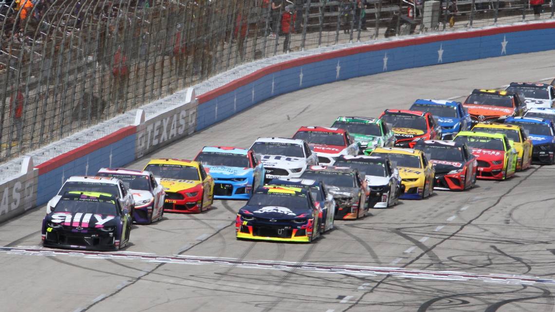 Texas Motor Speedway NASCAR Cup Series Autotrader EchoPark Automotive 500 starting lineup stats