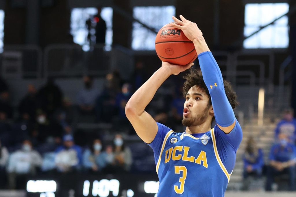 Johnny Juzang USC vs UCLA prediction college basketball betting picks