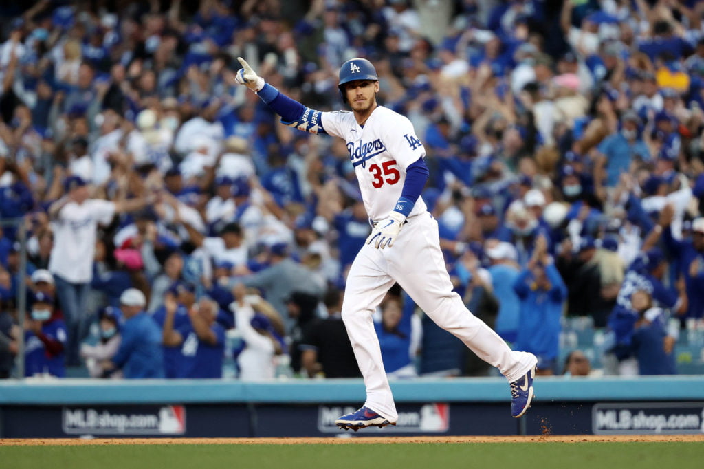 Cody Bellinger MLB betting trends Braves vs Dodgers prediction starting pitchers