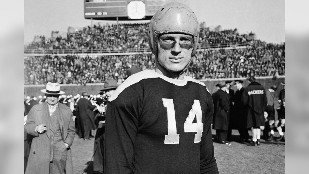 Today in Sports History: 12/17 | Packers Win 1944 NFL Championship