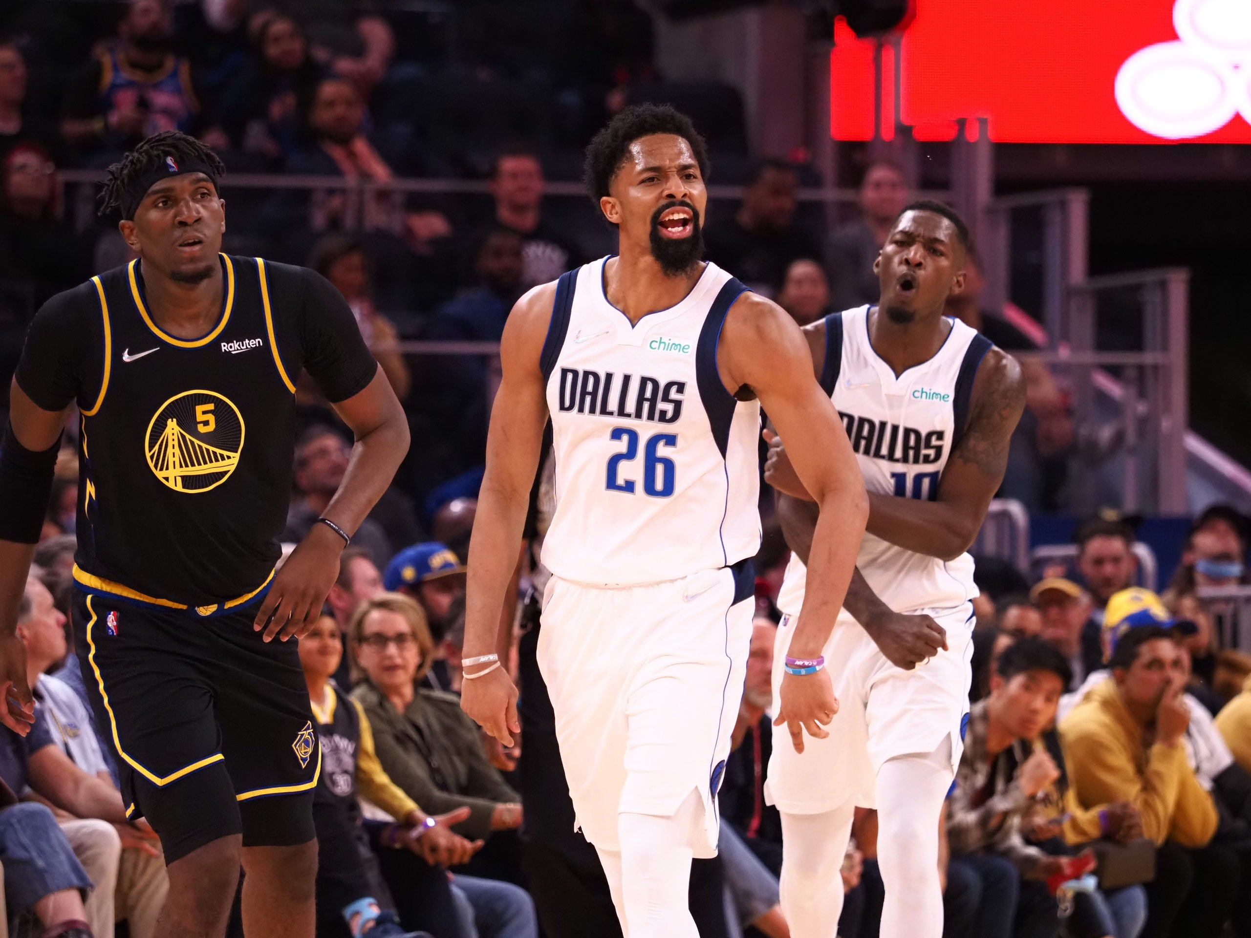 Spencer Dinwiddie NBA betting player props picks prop bets