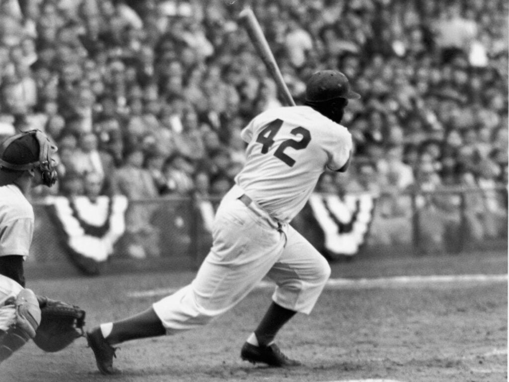 jackie robinson first mlb game sports history