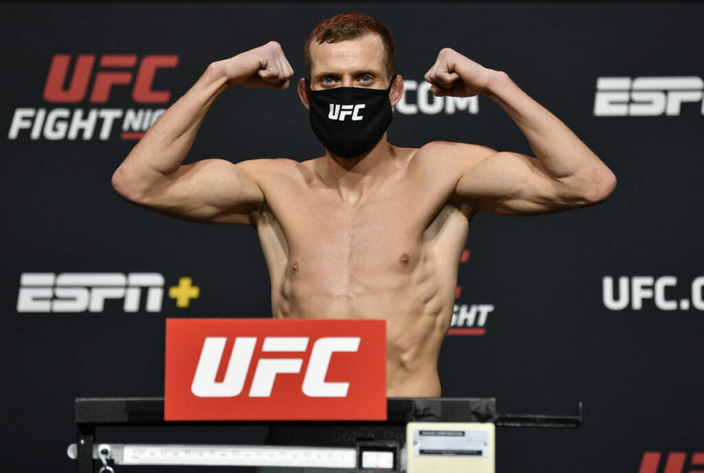 Davey Grant vs Louis Smolka Prediction, Betting Odds and Fight Card for UFC Vegas 54