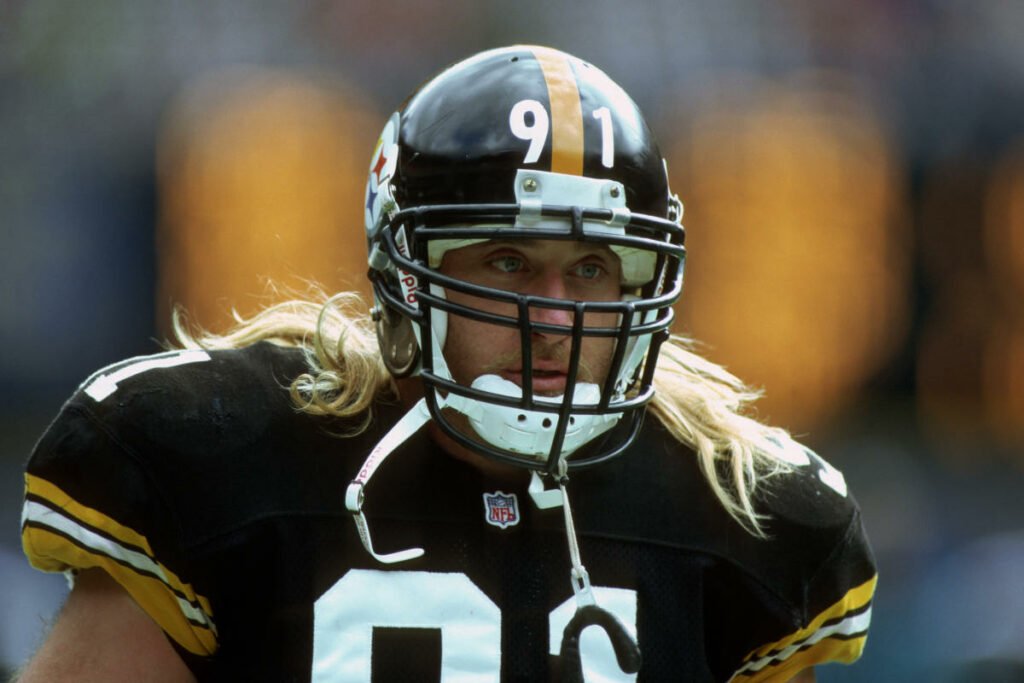 Best Players to Wear 91 in NFL History kevin greene