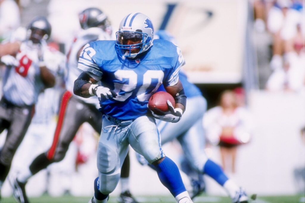 Best Players to Wear 20 in NFL History barry sanders