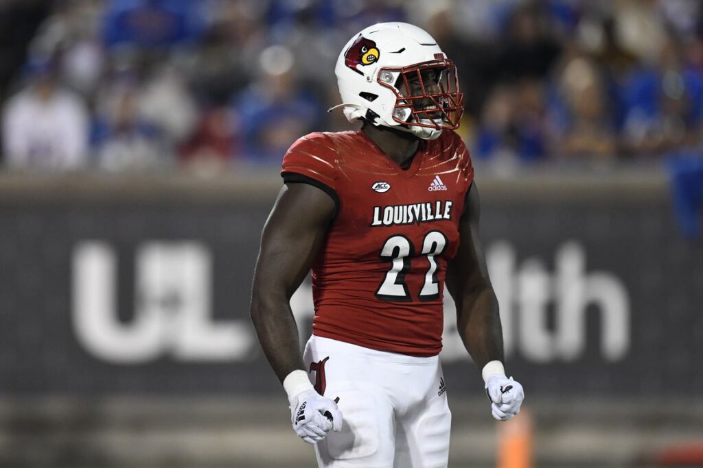 Yasir Abdullah Cincinnati vs Louisville prediction odds college football betting picks Fenway Bowl game predictions