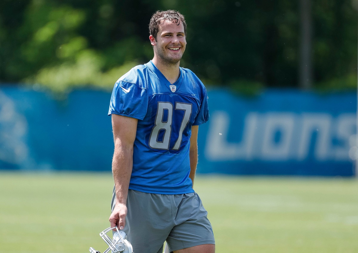 sam laporta Fantasy Football Start em sit em