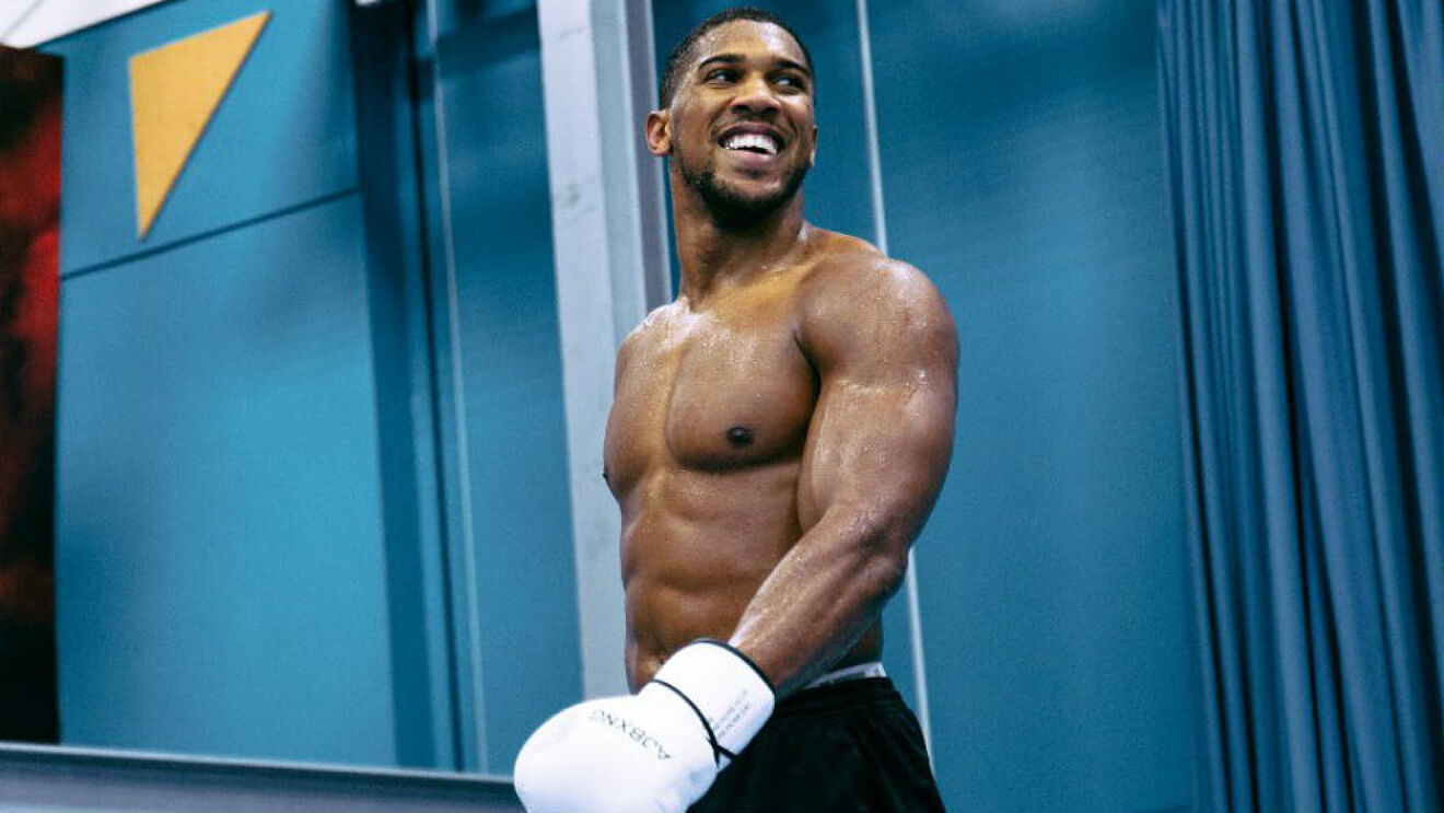 AJ Non PPV