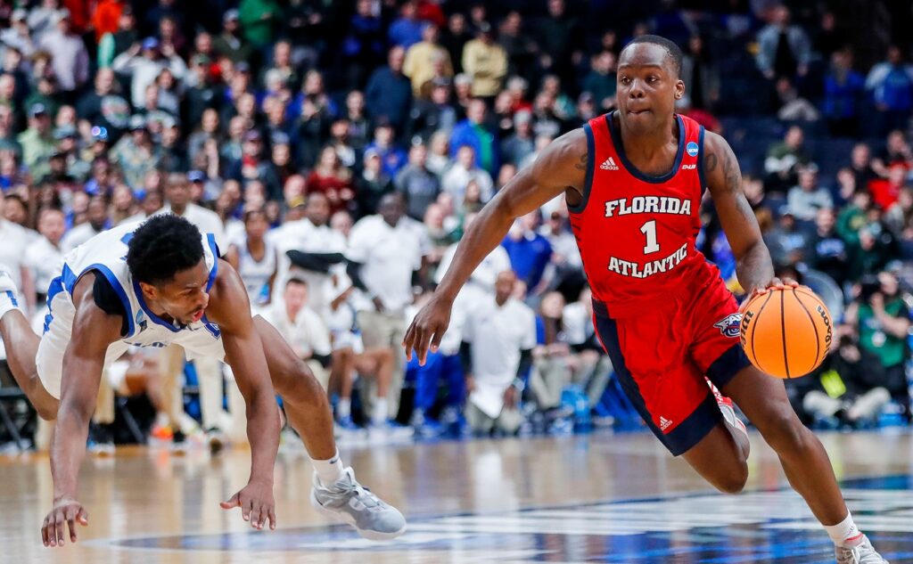 FAU vs Northwestern Prediction, Trends and March Madness Expert Picks