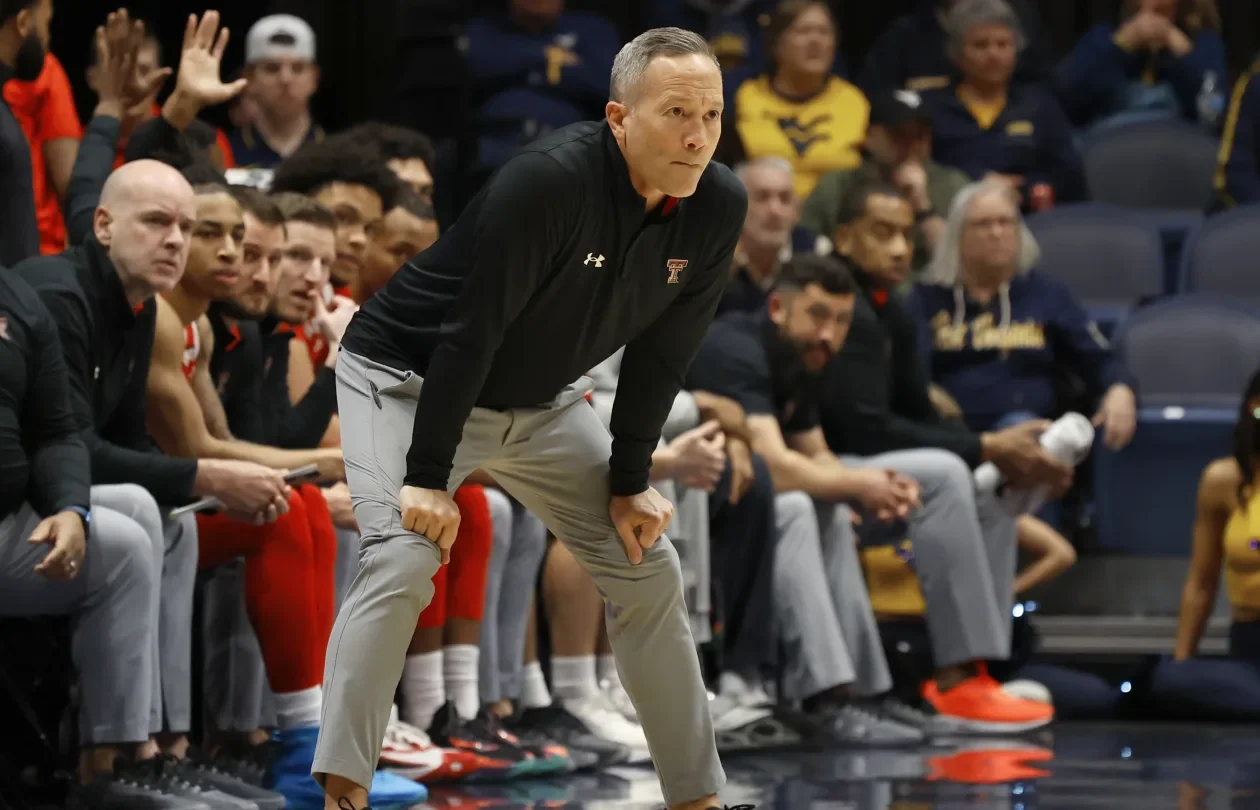 Texas Tech vs Arkansas Prediction, Trends and Sweet 16 Expert Picks