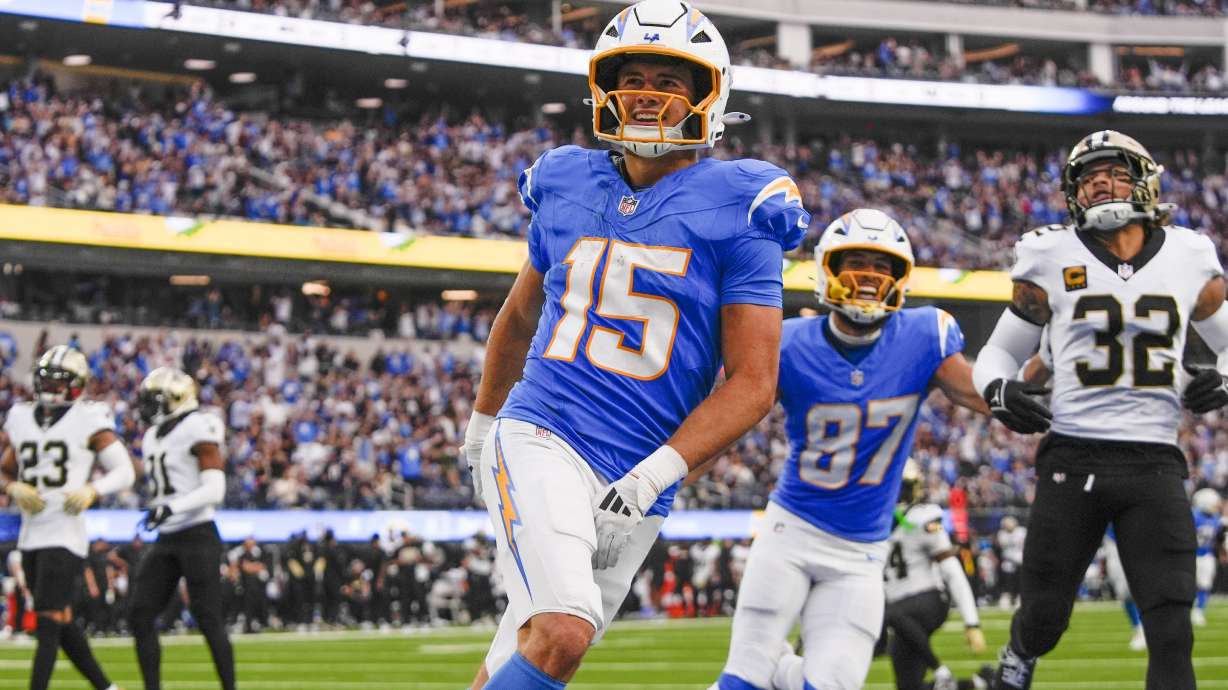 Underdog Fantasy NFL DFS Picks For Chargers vs Texans Playoffs