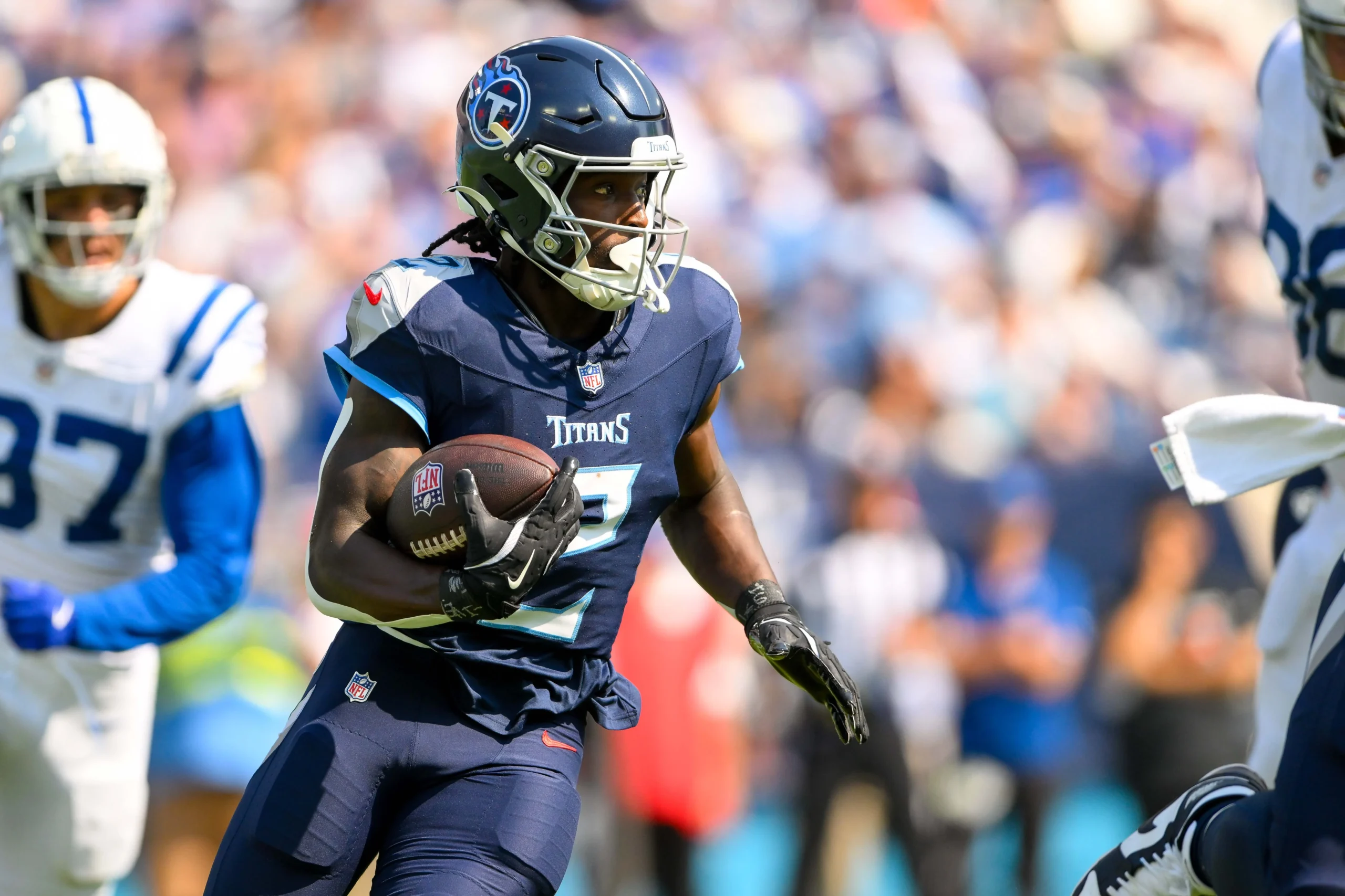 Tyjae Spears Week 17 fantasy football waiver wire pickups