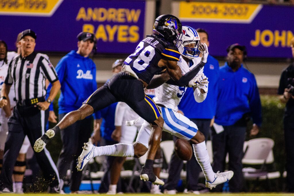 Shavon Revel NFL Draft Profile, Scouting Report, Stats and Highlights