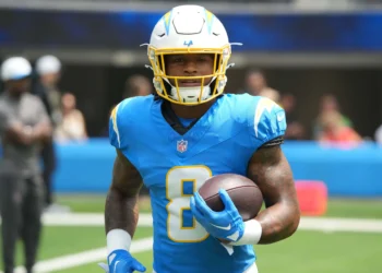 Omarion Hampton fantasy football start 'em sit 'em week 4
