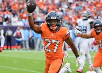 JK Dobbins Fantasy Week 4: Start or Sit vs Bengals, Projections, Trends and Stats