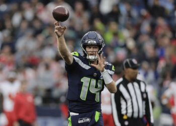 Sam Darnold fantasy football start 'em sit 'em