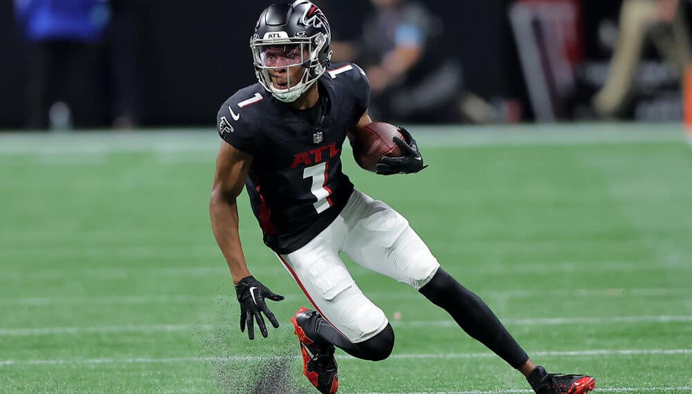 Darnell Mooney Week 8 fantasy football waiver wire pickups