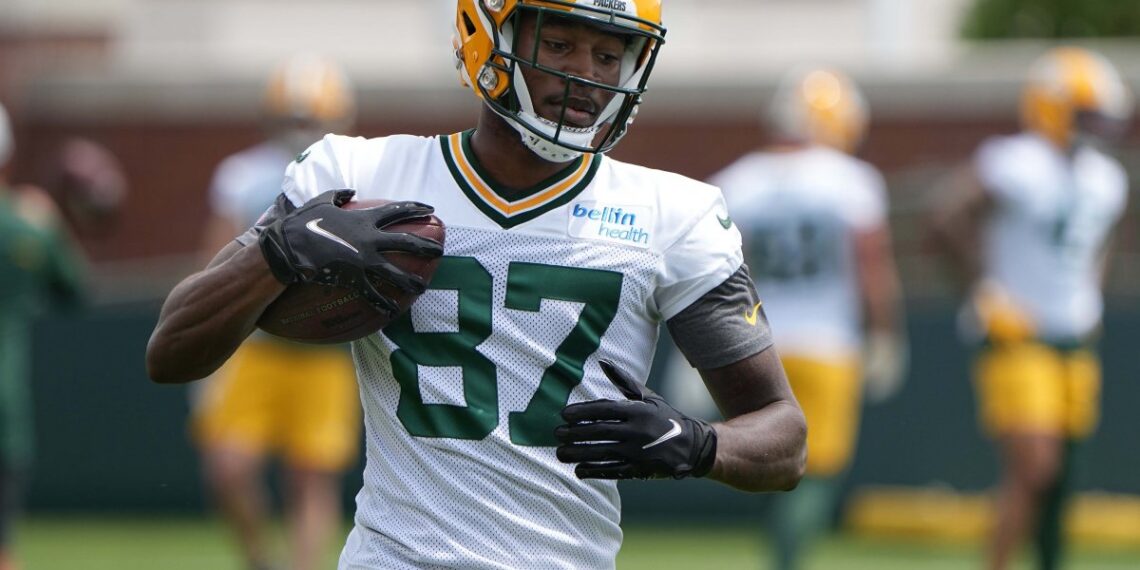 Low-Owned Fantasy Football WR Options Week 6 Include Romeo Doubs