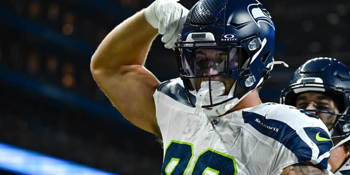 AJ Barner Week 12 Fantasy Football Tight End Streamers