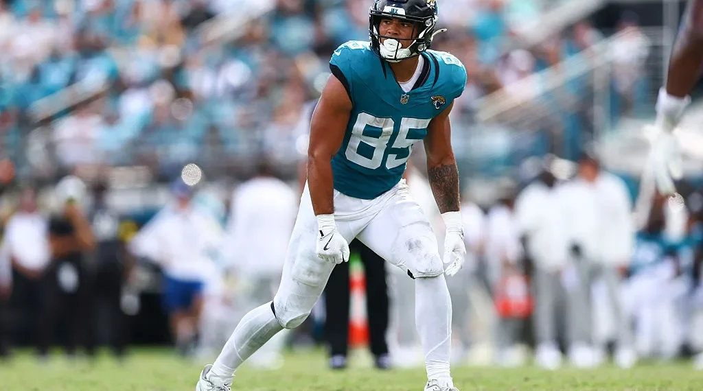 Brenton Strange Week 14 fantasy football waiver wire pickups