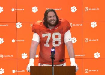 Blake Miller NFL Draft Profile: Scouting Report, Projection, Highlights