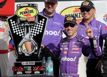 Denny Hamlin NASCAR Cup Series stock watch Pennzoil 400 Las Vegas Motor Speedway