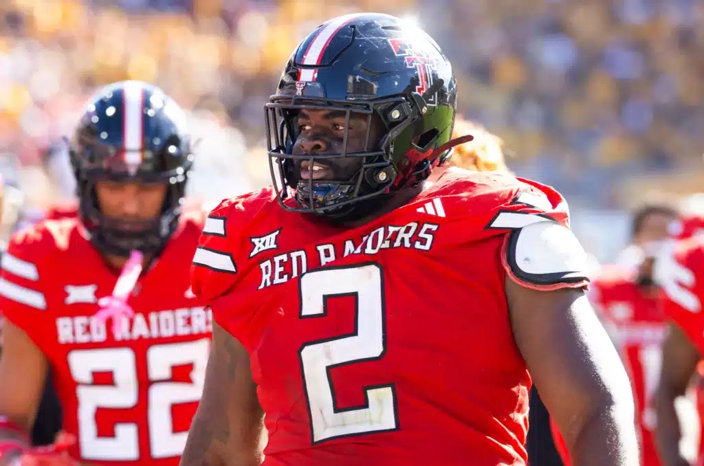 Lee Hunter Green Bay Packers NFL Draft picks team needs second round mocks